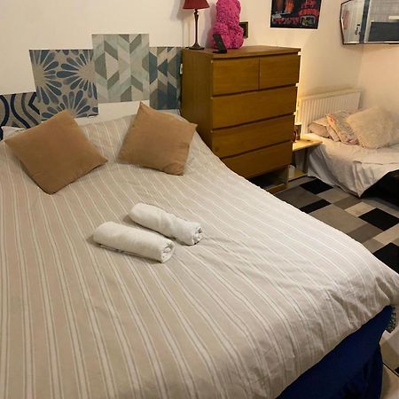 Hendon Homestay Екстериор снимка
